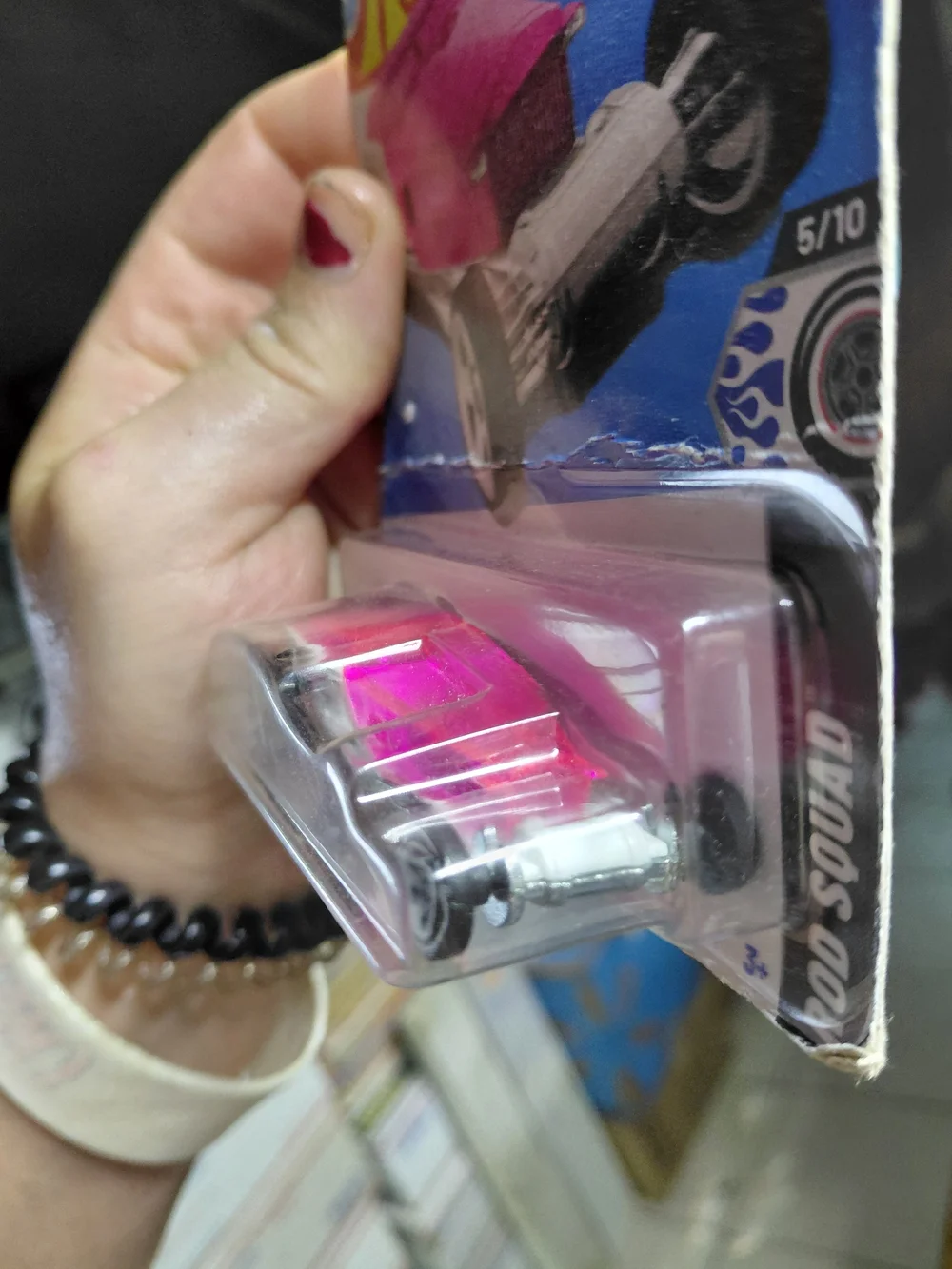 the Hot Wheels Hi-Roller (Pink/White variant) from the 2025 Rod Squad series (nu